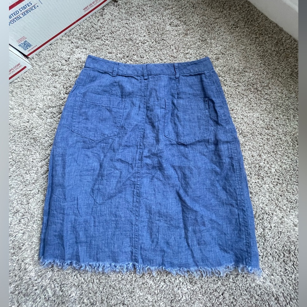 J.McLaughlin Blue Linen Skirt w/ Frayed hem size 2 - Picture 4 of 6